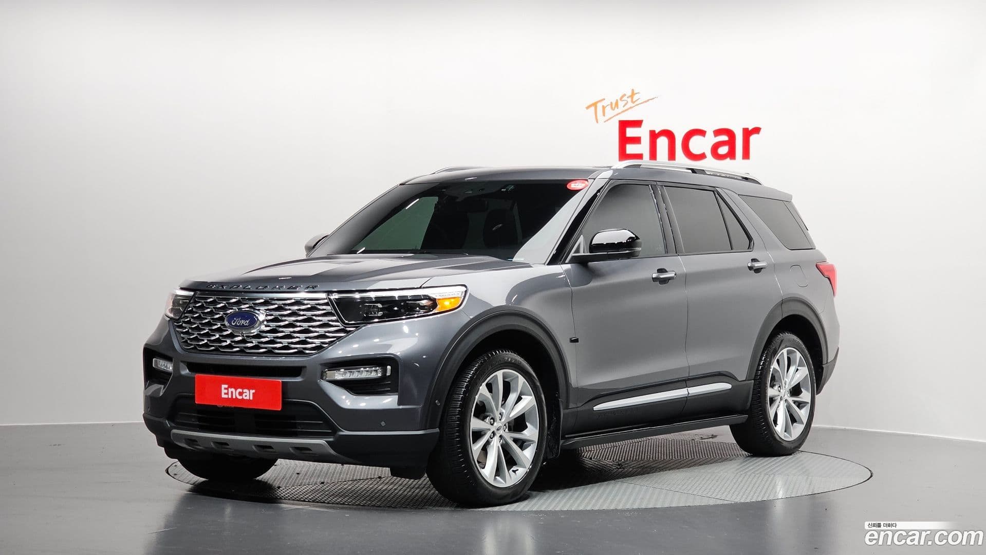 Main__Slider__Photo:Explorer Ford 2021.11-0