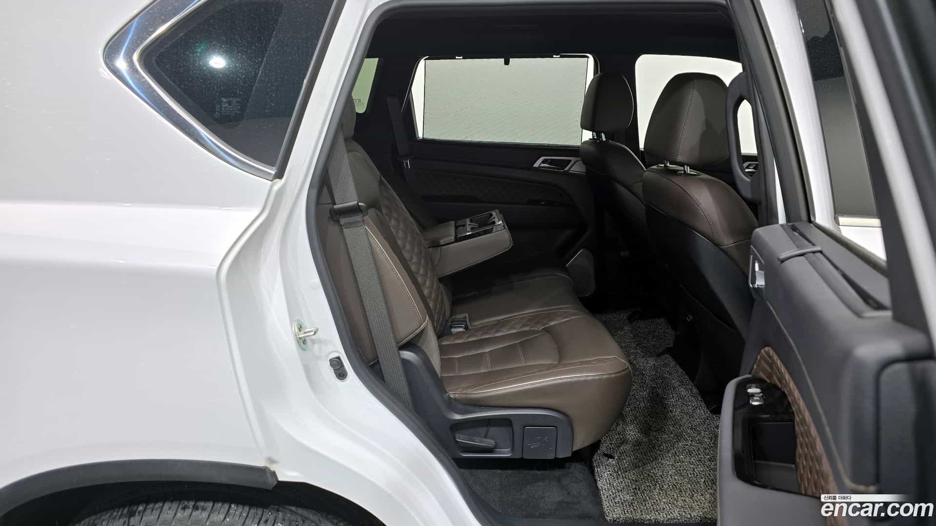 Rexton KG Mobility 2021.10-OPTION-016