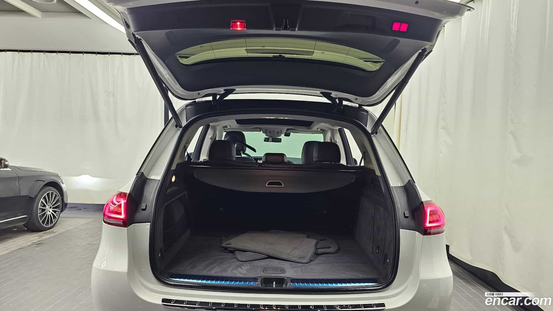 GLE-Class Mercedes-Benz 2020.9-OPTION-024