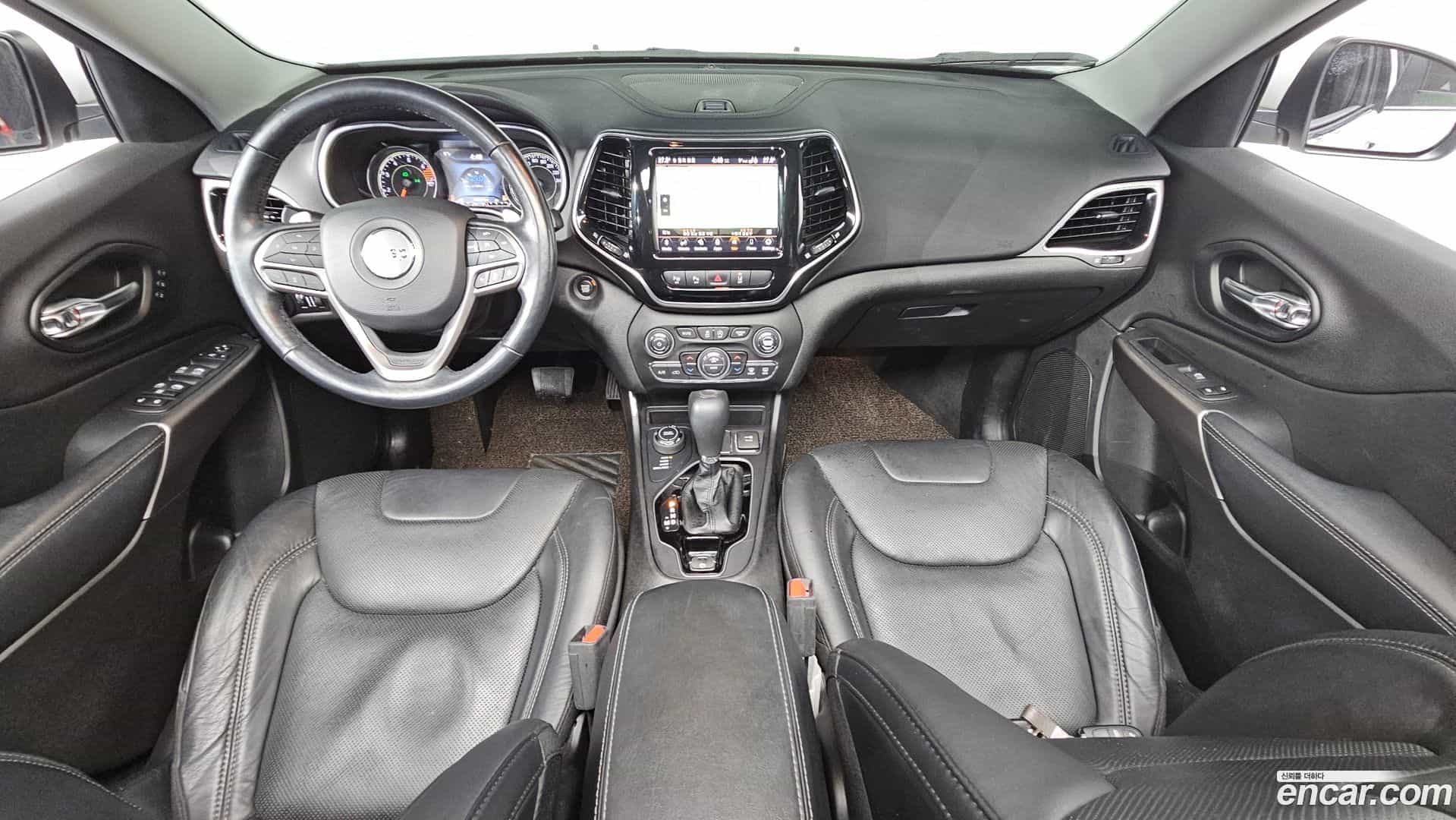 Cherokee Jeep 2021.2-INNER-007