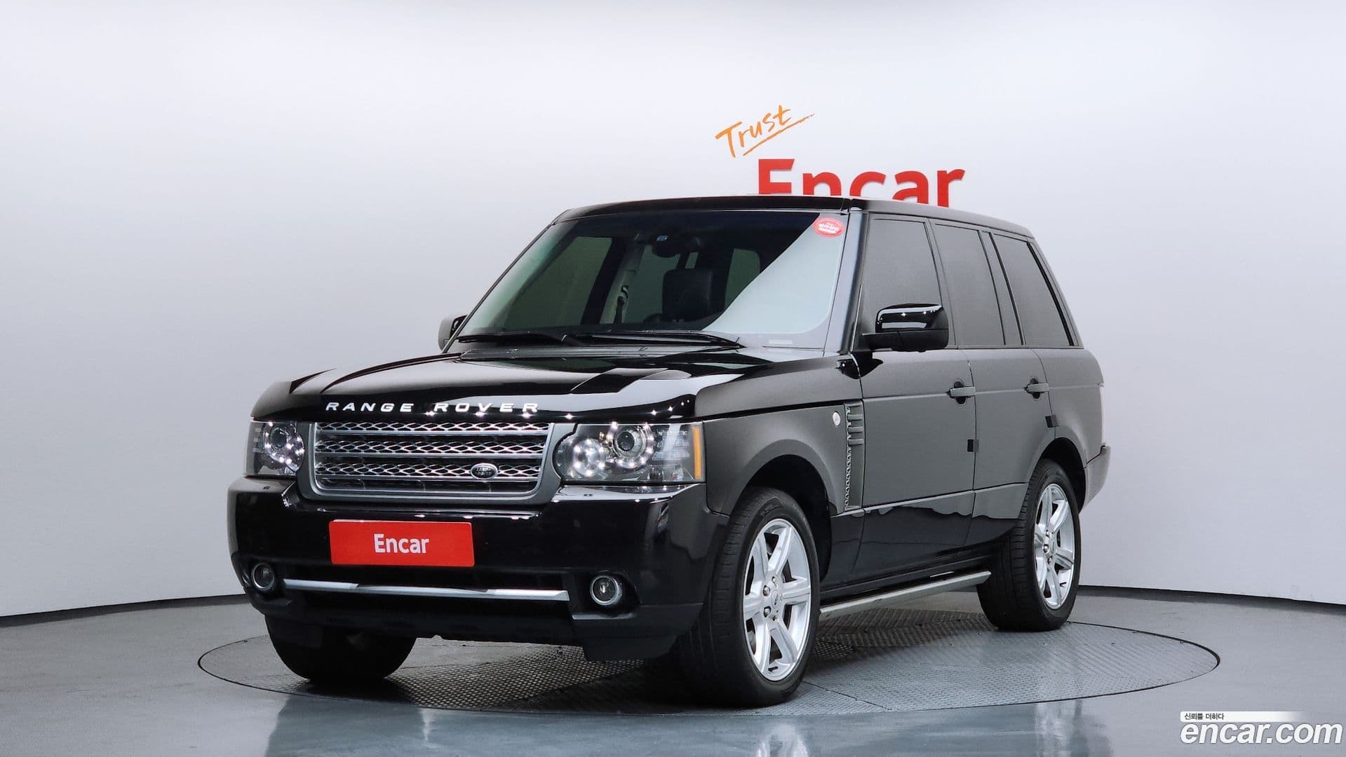 Main__Slider__Photo:Range Rover Land Rover 2010.9-0