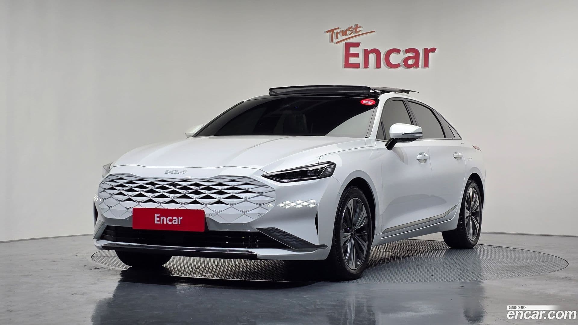 Main__Slider__Photo:K8 Kia 2023.9-0