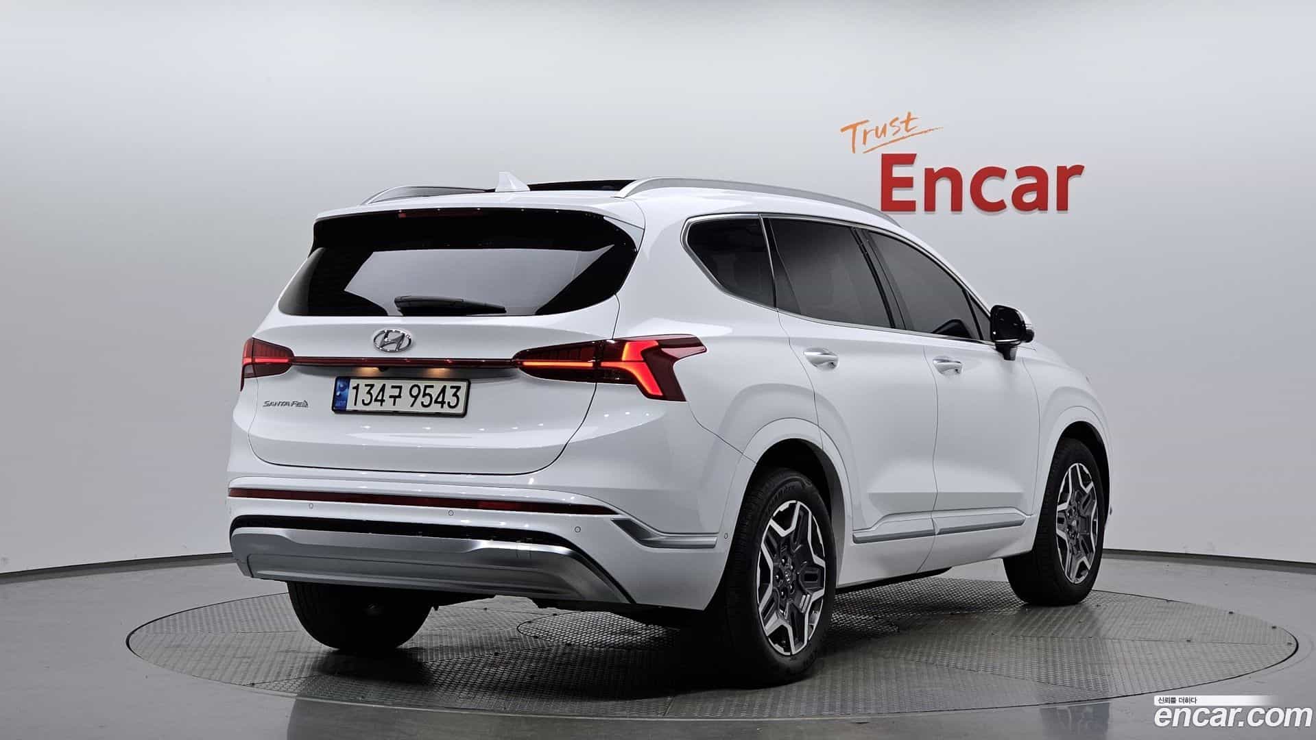 Santafe Hyundai 2021.6-OUTER-002
