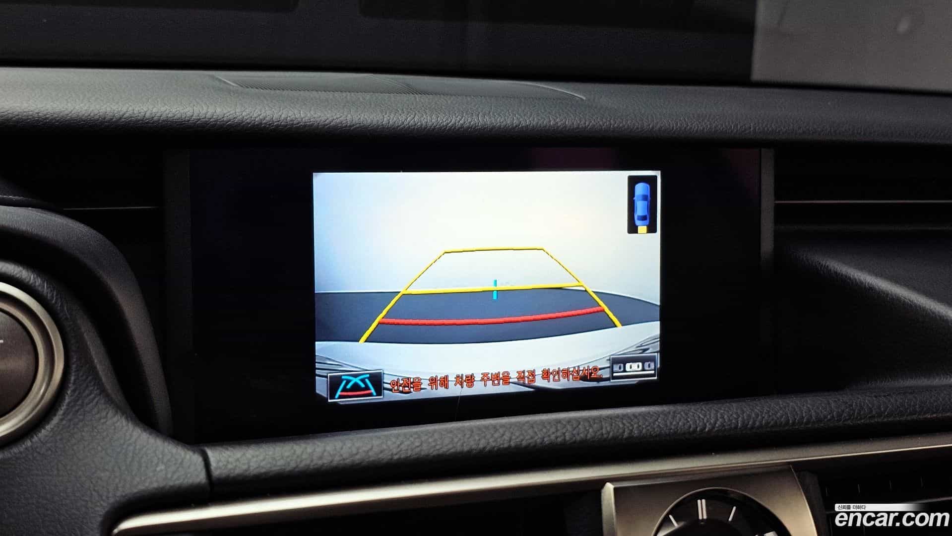 IS Lexus 2019.4-OPTION-019