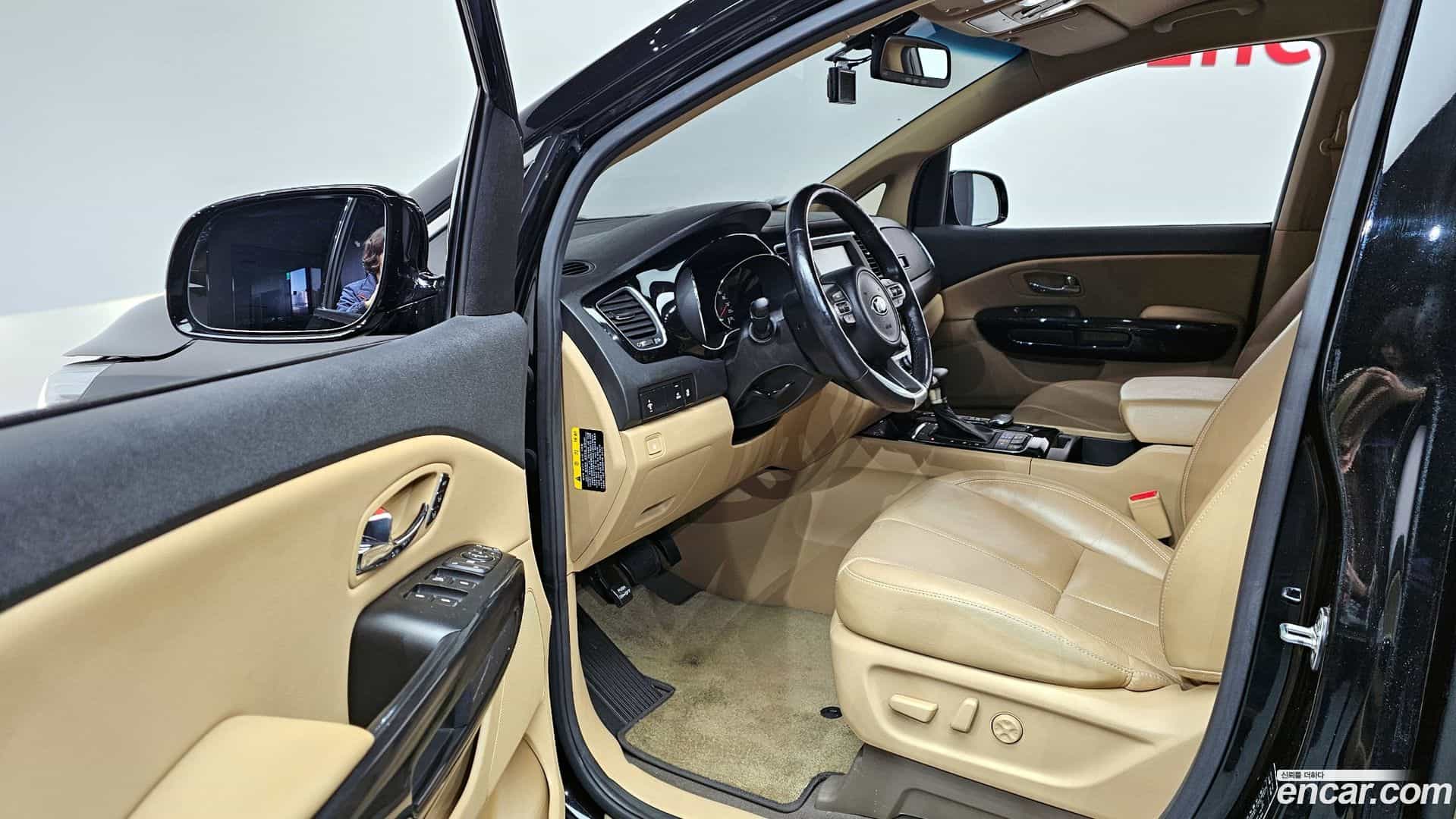 Canival Kia 2017.3-OPTION-015