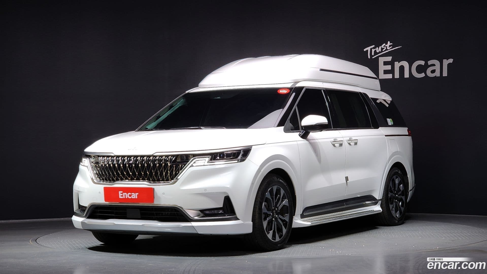 Main__Slider__Photo:Canival Kia 2021.11-0