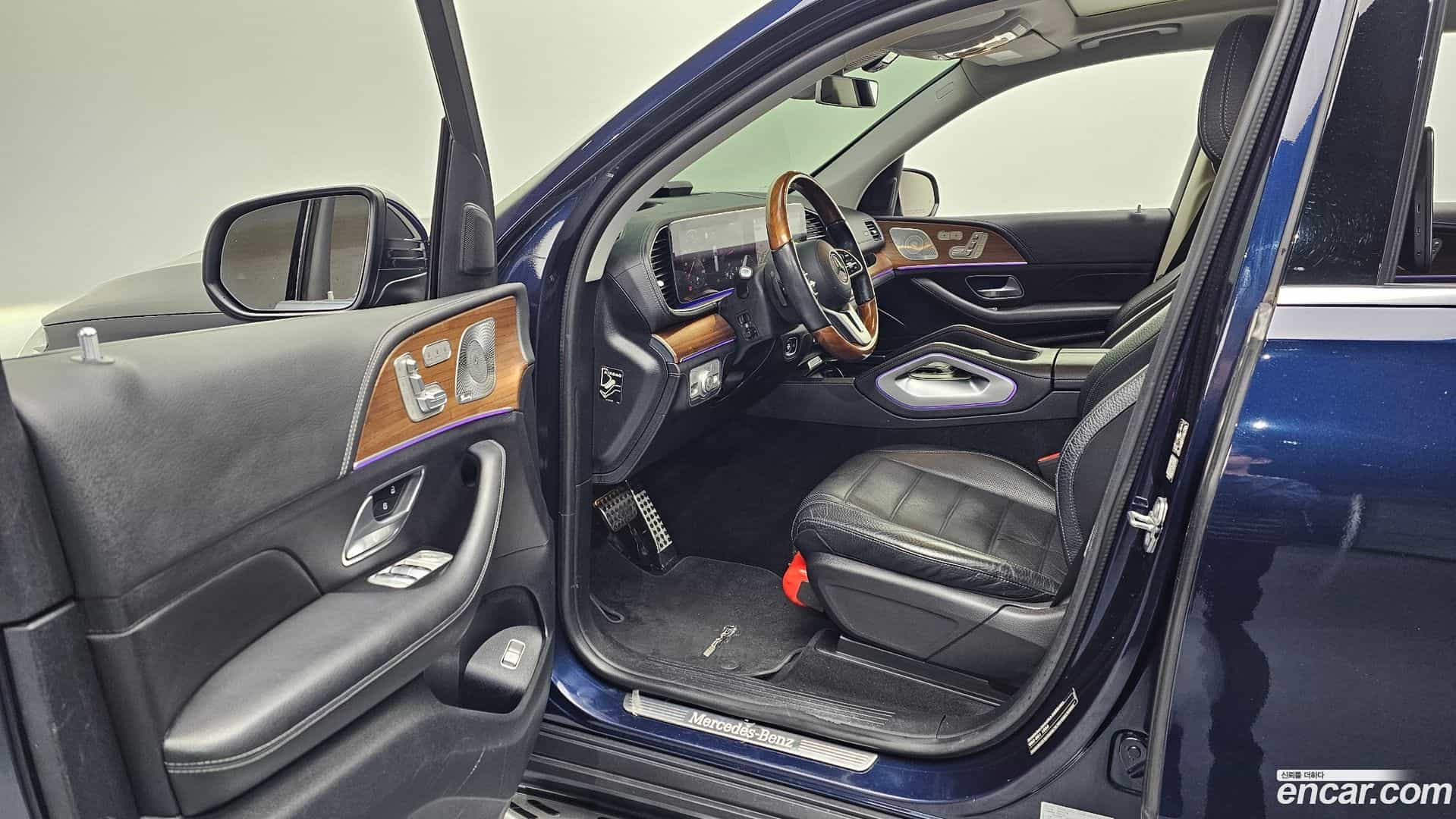 GLS-Class Mercedes-Benz 2020.11-INNER-010