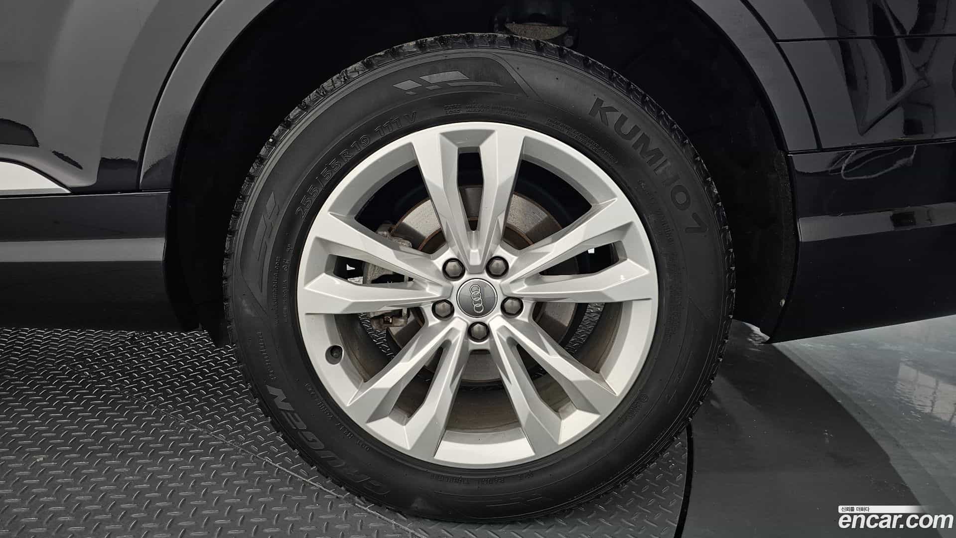 Q7 Audi 2019.9-OUTER-005