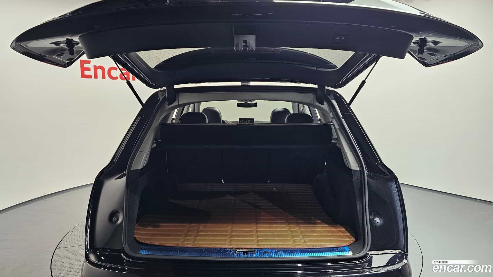 Q7 Audi 2019.9-OPTION-024