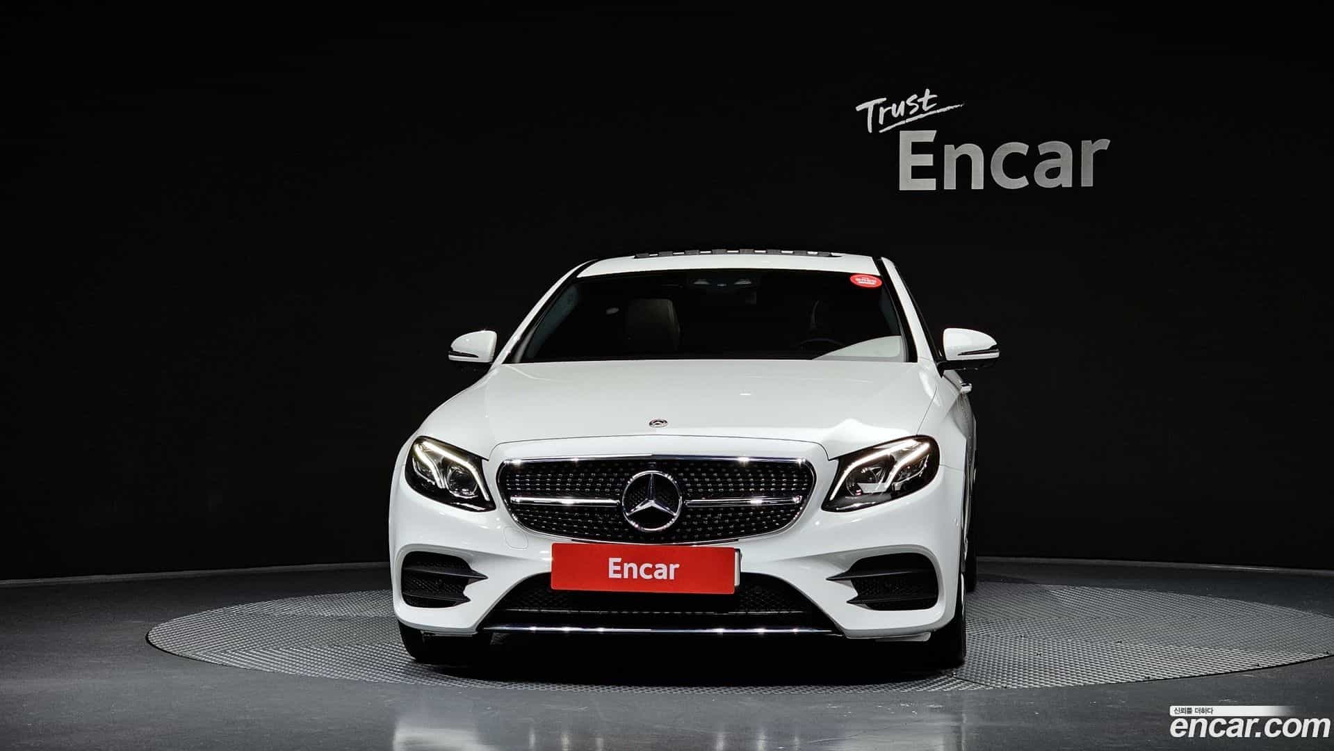 E-Class Mercedes-Benz 2018.9-OUTER-003