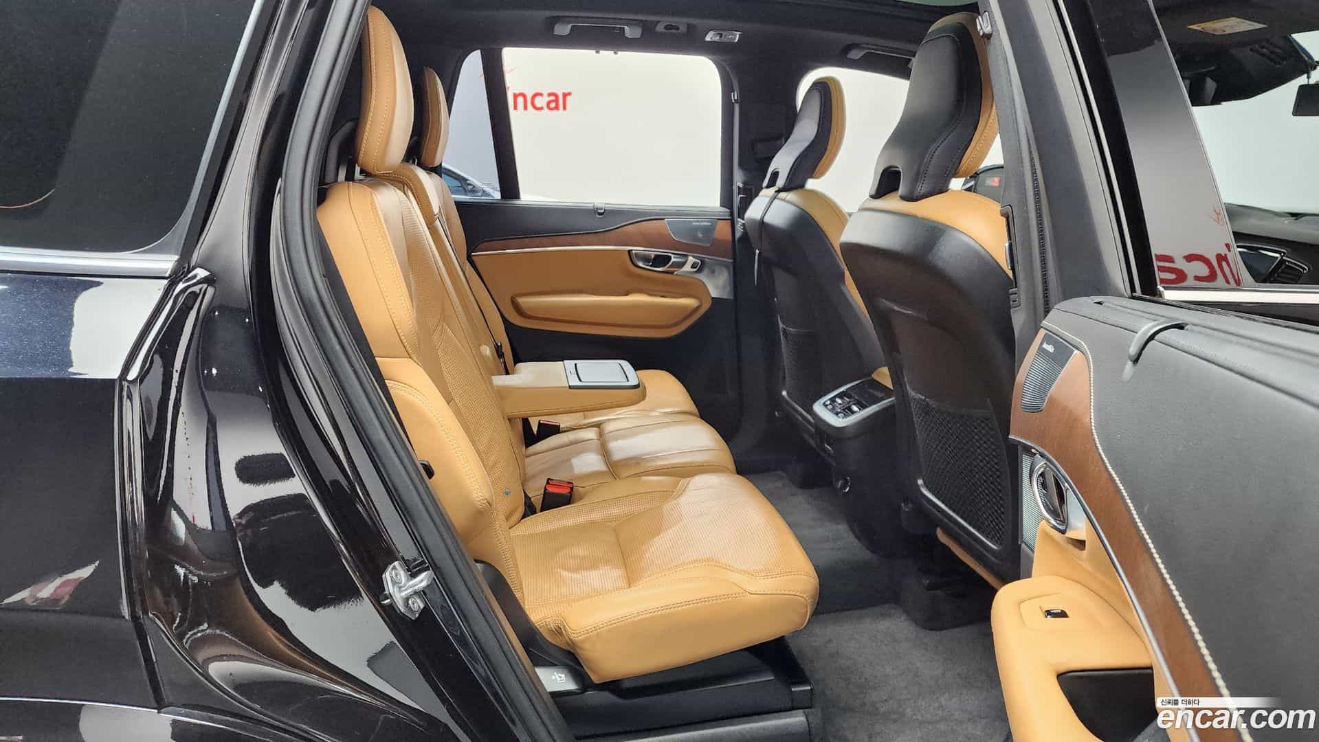 XC90 Volvo 2018.10-OPTION-016