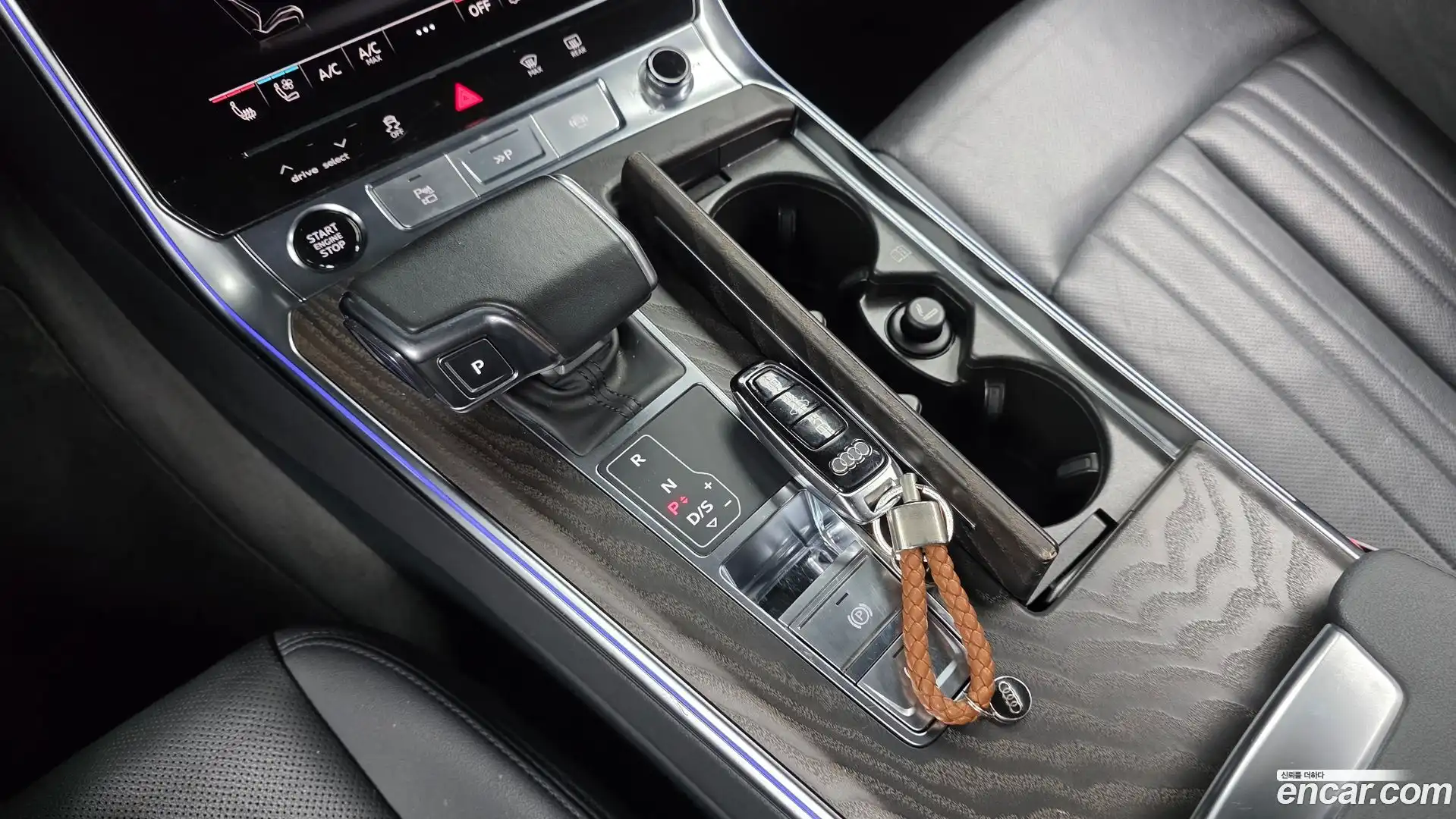A6 Audi 2021.11-INNER-009