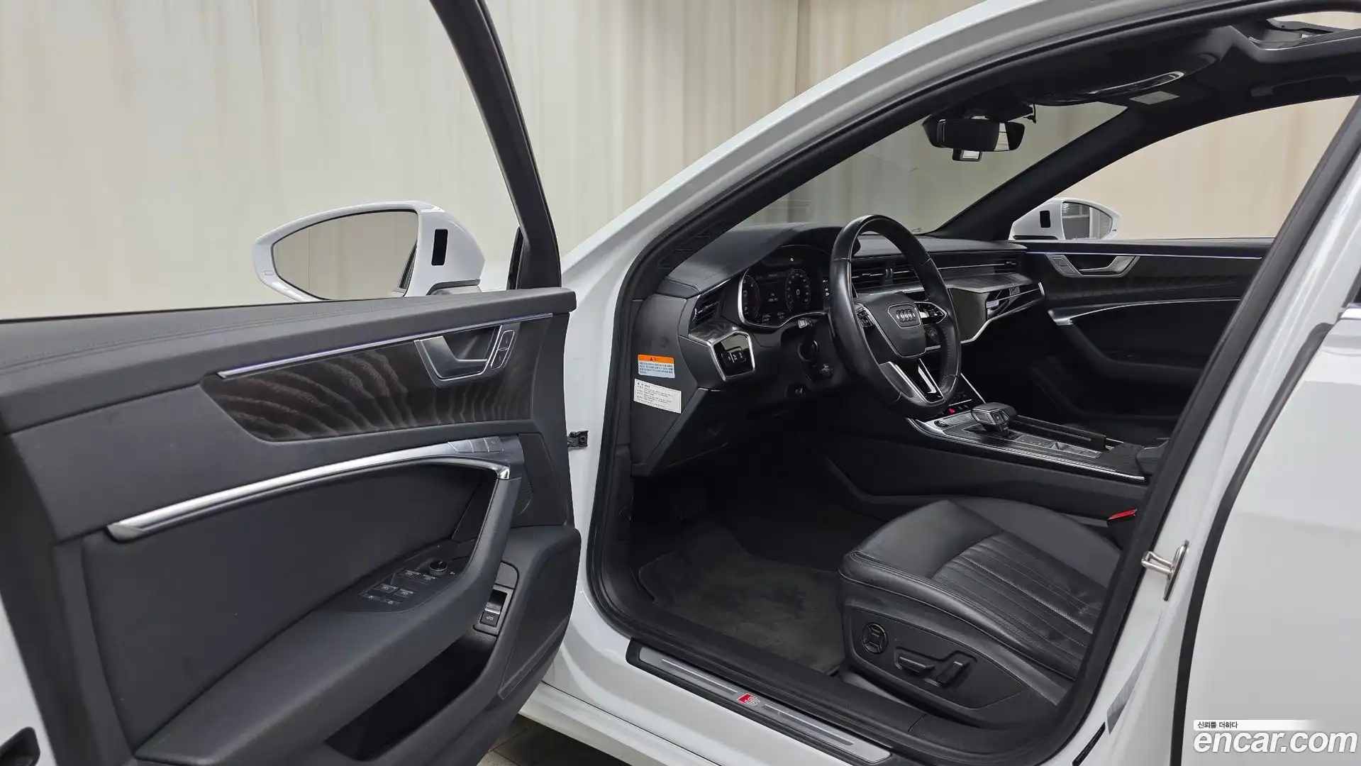 A6 Audi 2021.11-INNER-010