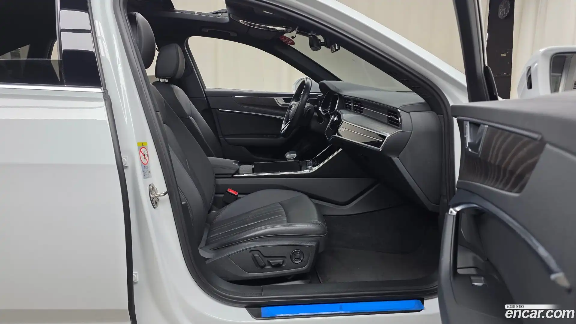 A6 Audi 2021.11-OPTION-015