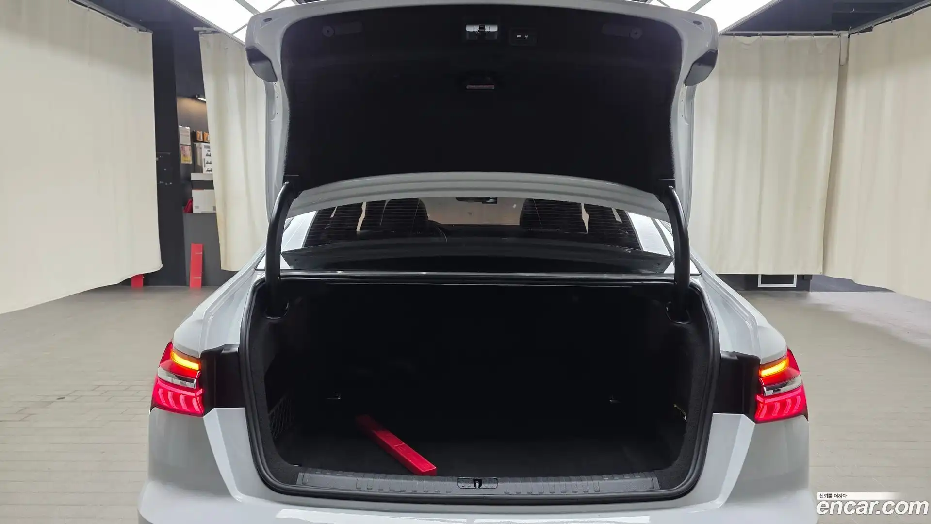 A6 Audi 2021.11-OPTION-024