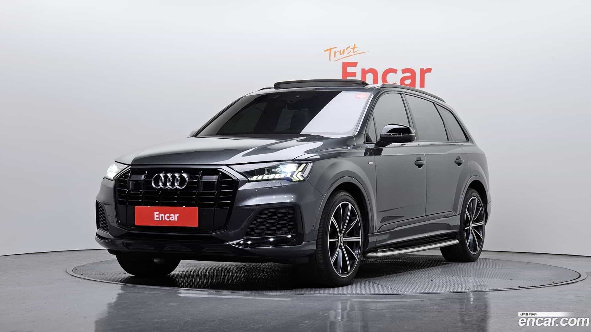 Q7 Audi 2021.9-OUTER-001