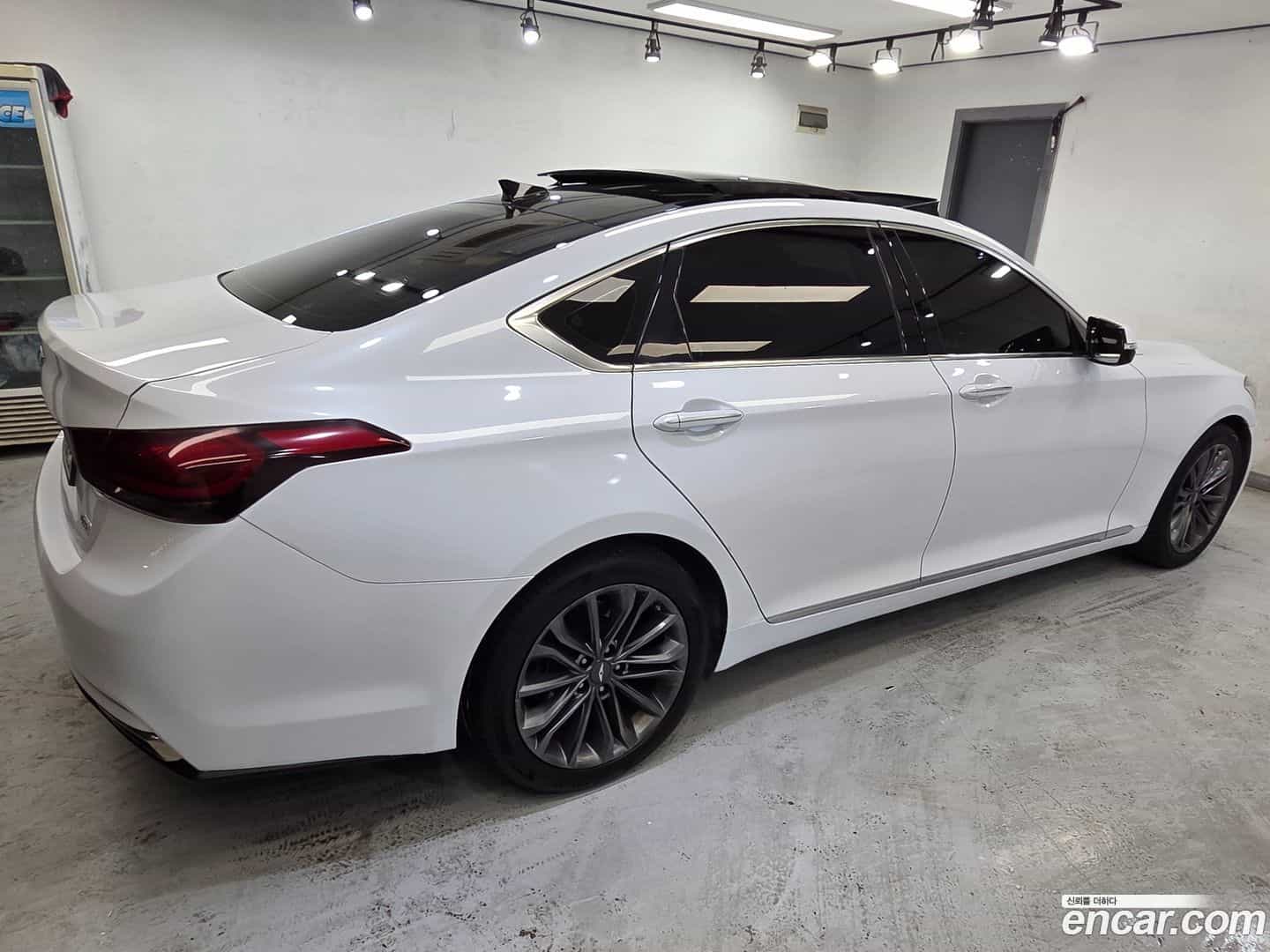 Genesis Hyundai 2014.0-OPTION-021