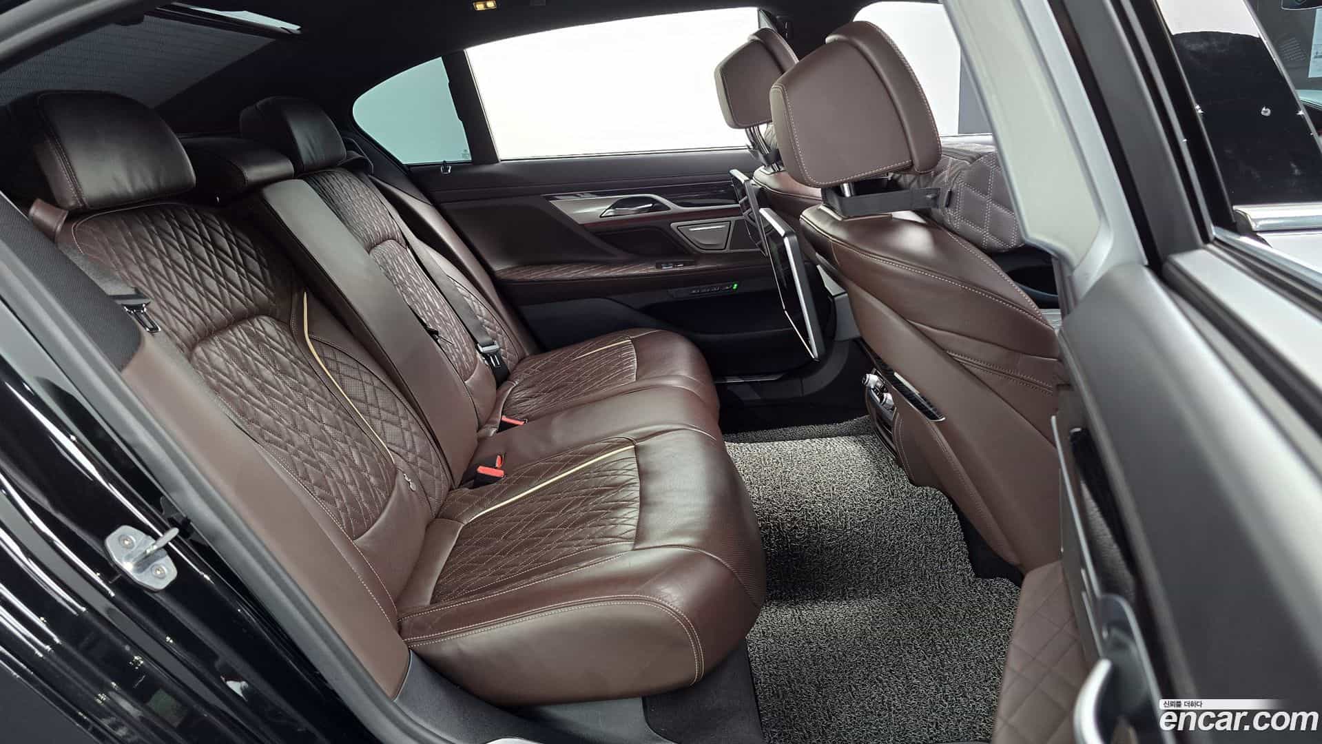7-Series BMW 2019.9-OPTION-016