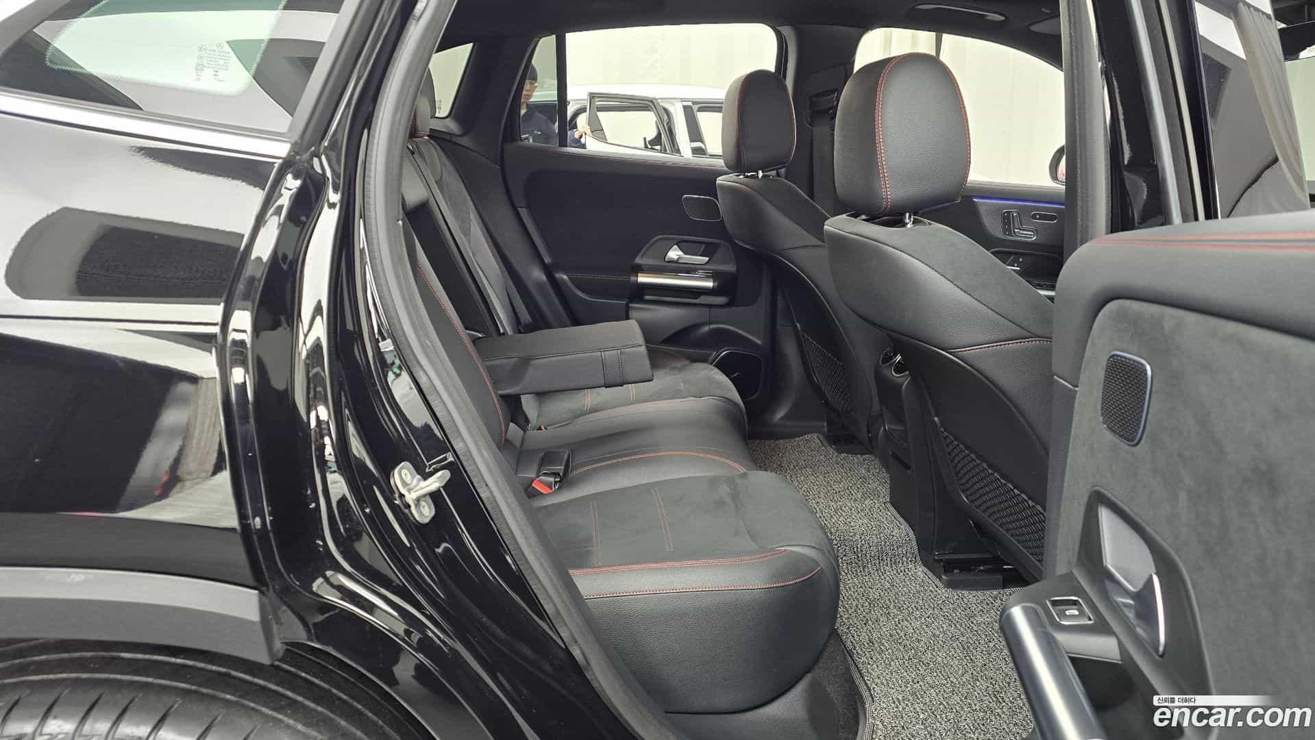 EQA Mercedes-Benz 2024.1-OPTION-016