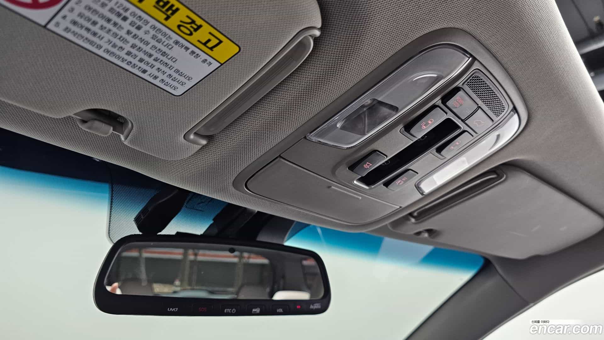 Canival Kia 2019.6-OPTION-021