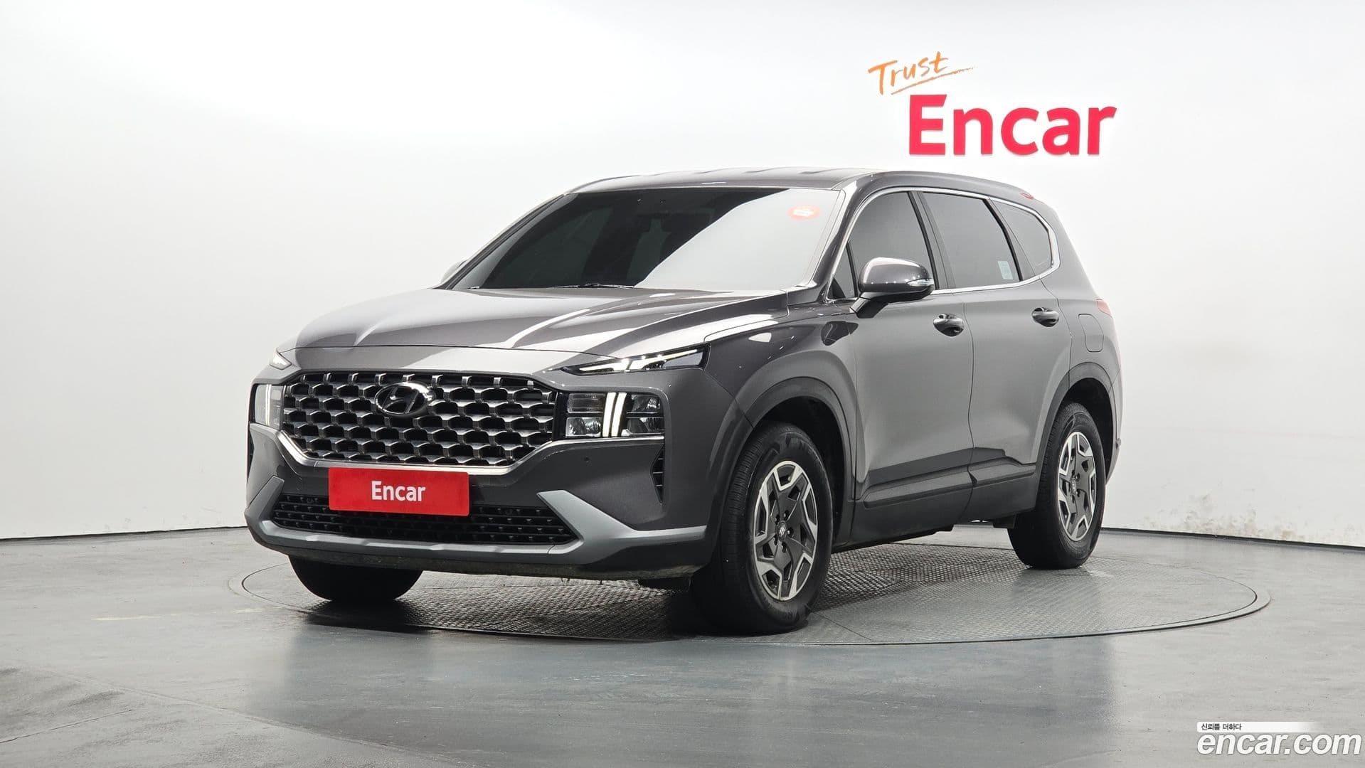 Main__Slider__Photo:Santafe Hyundai 2022.10-0