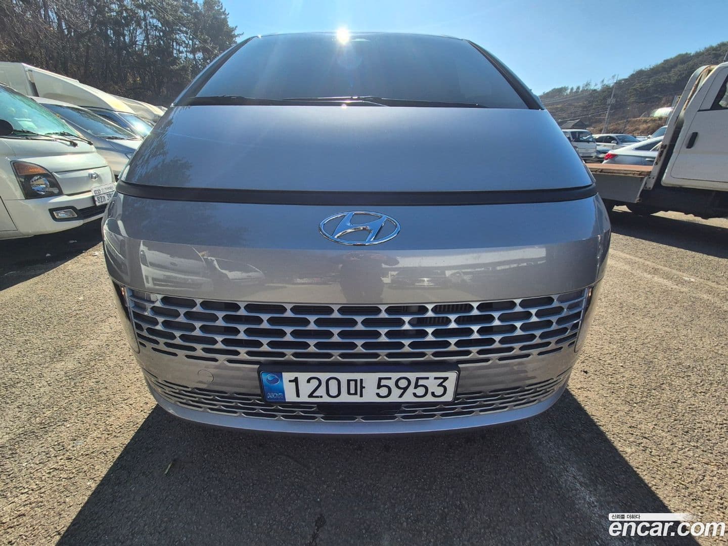 Main__Slider__Photo:Staria Hyundai 2022.11-0