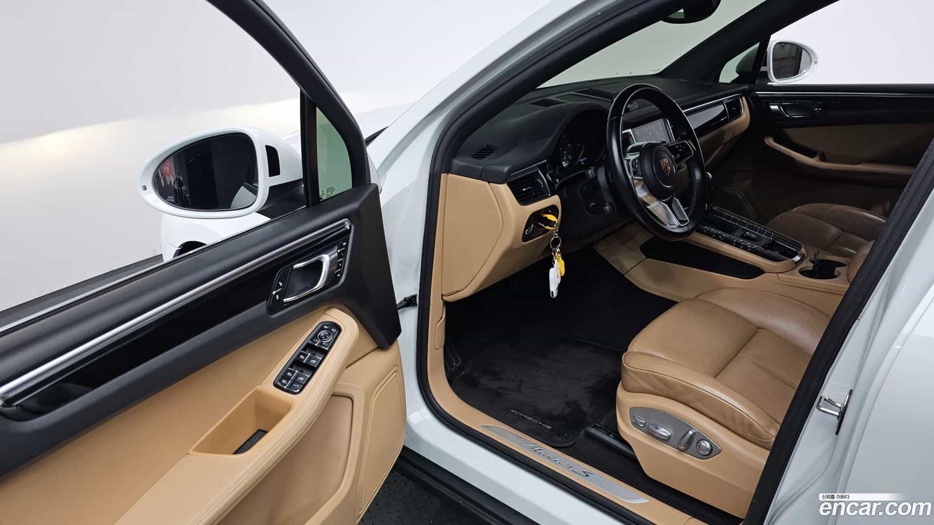 Macan Porsche 2016.5-OPTION-015