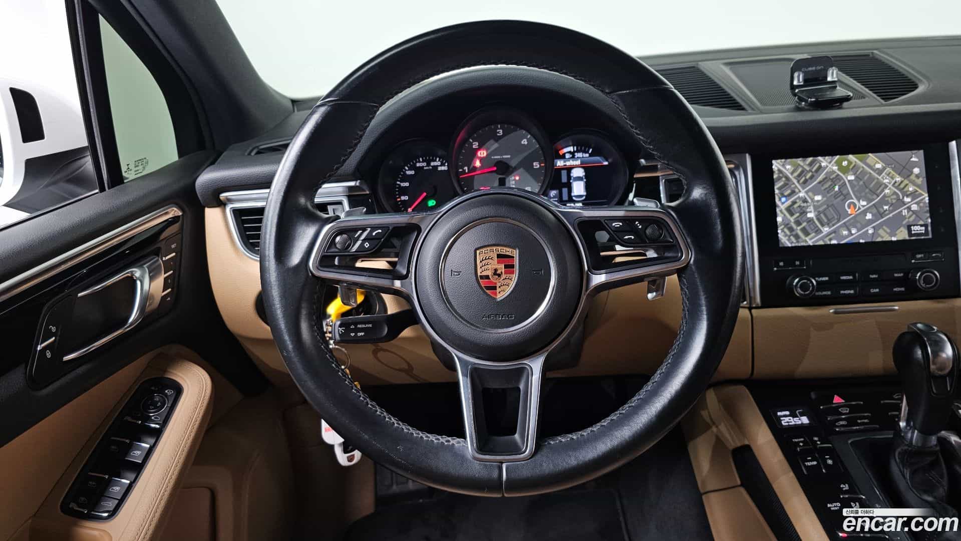 Macan Porsche 2016.5-OPTION-017