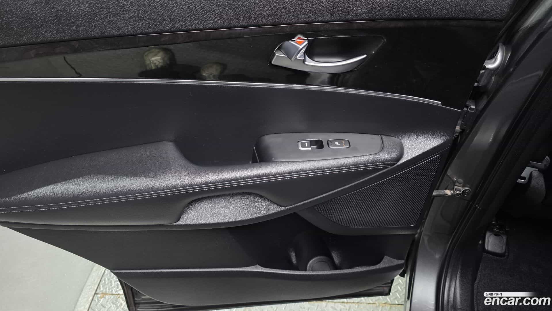 Sorento Kia 2015.4-OPTION-021