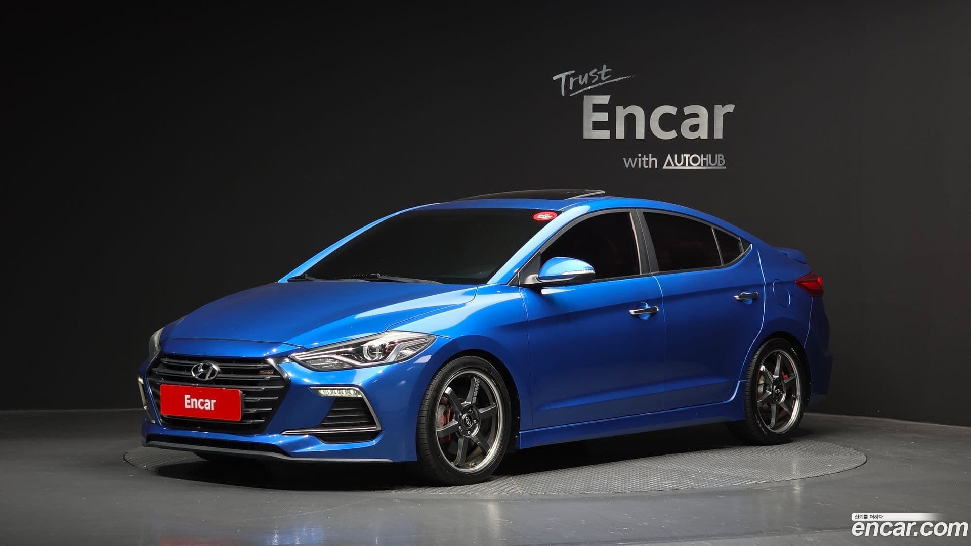 Main__Slider__Photo:AVANTE Hyundai 2016.8-0
