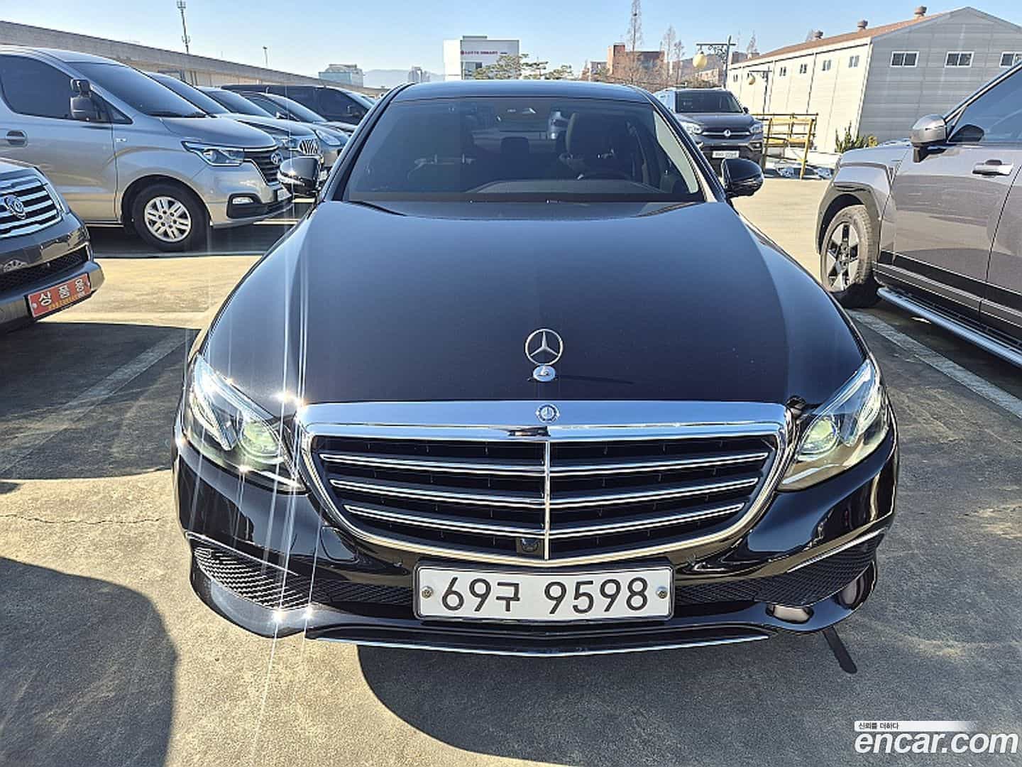 E-Class Mercedes-Benz 2016.9-OUTER-003