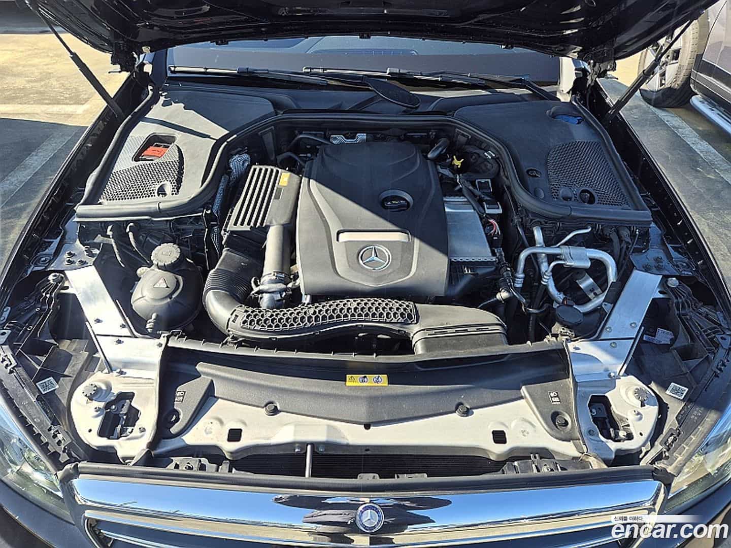 E-Class Mercedes-Benz 2016.9-INNER-006