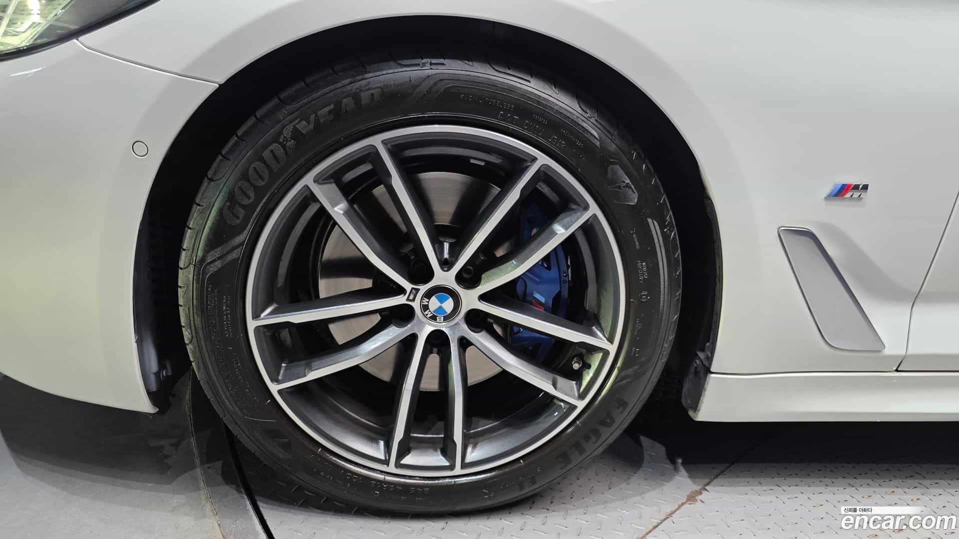5-Series BMW 2023.6-OUTER-005