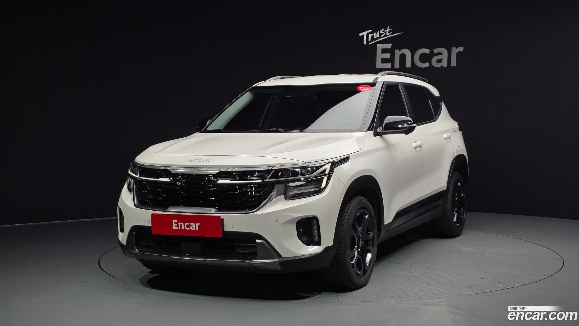 Main__Slider__Photo:Seltos Kia 2023.9-0