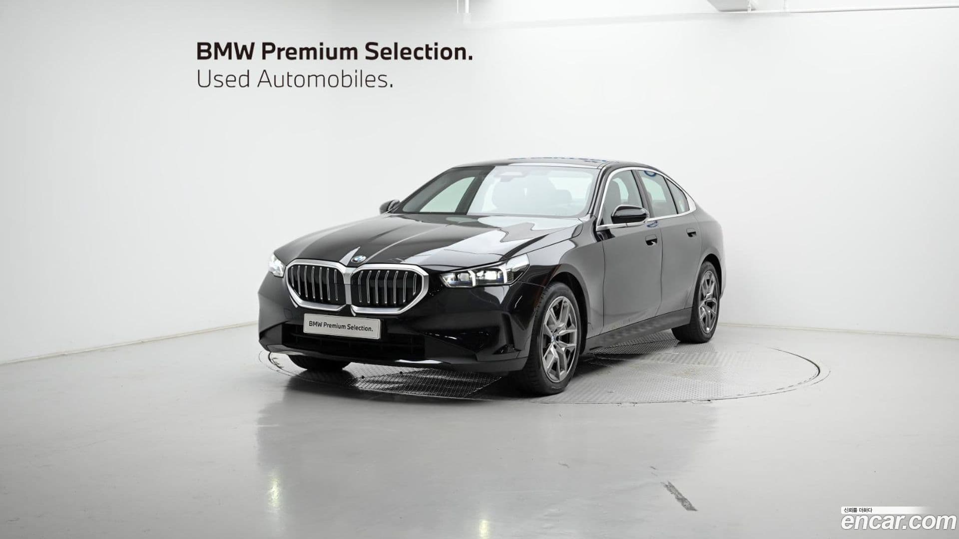 Main__Slider__Photo:5-Series BMW 2025.3-0