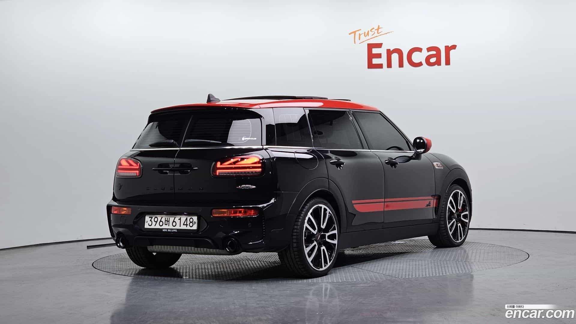 Clubman Mini 2022.10-OUTER-002
