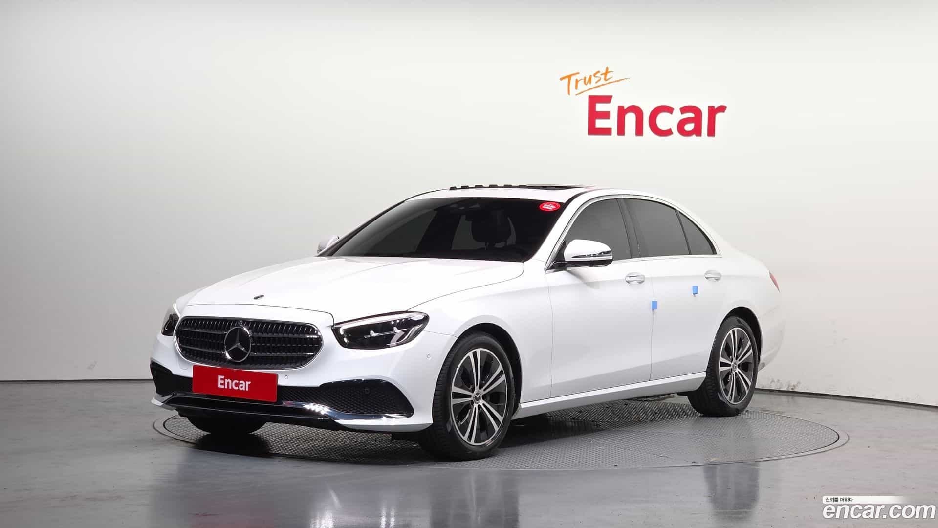 E-Class Mercedes-Benz 2022.6-OUTER-001
