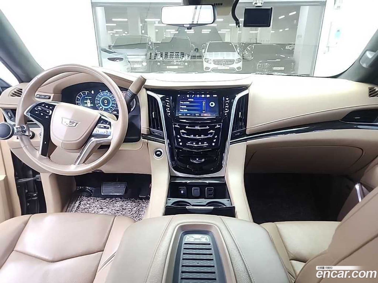 Main__Slider__Photo:Escalade Cadillac 2018.11-0