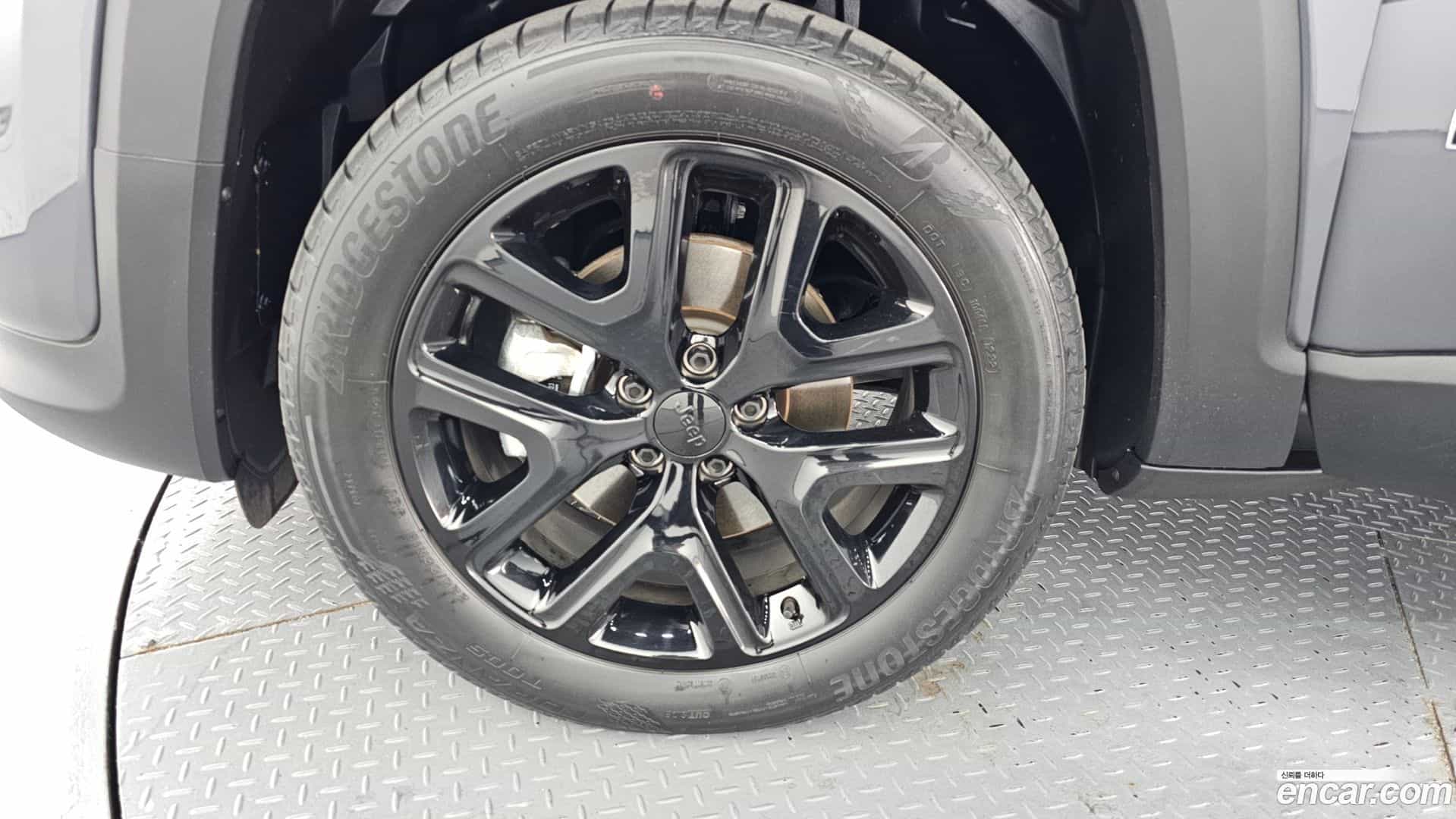 Renegade Jeep 2023.11-OUTER-005