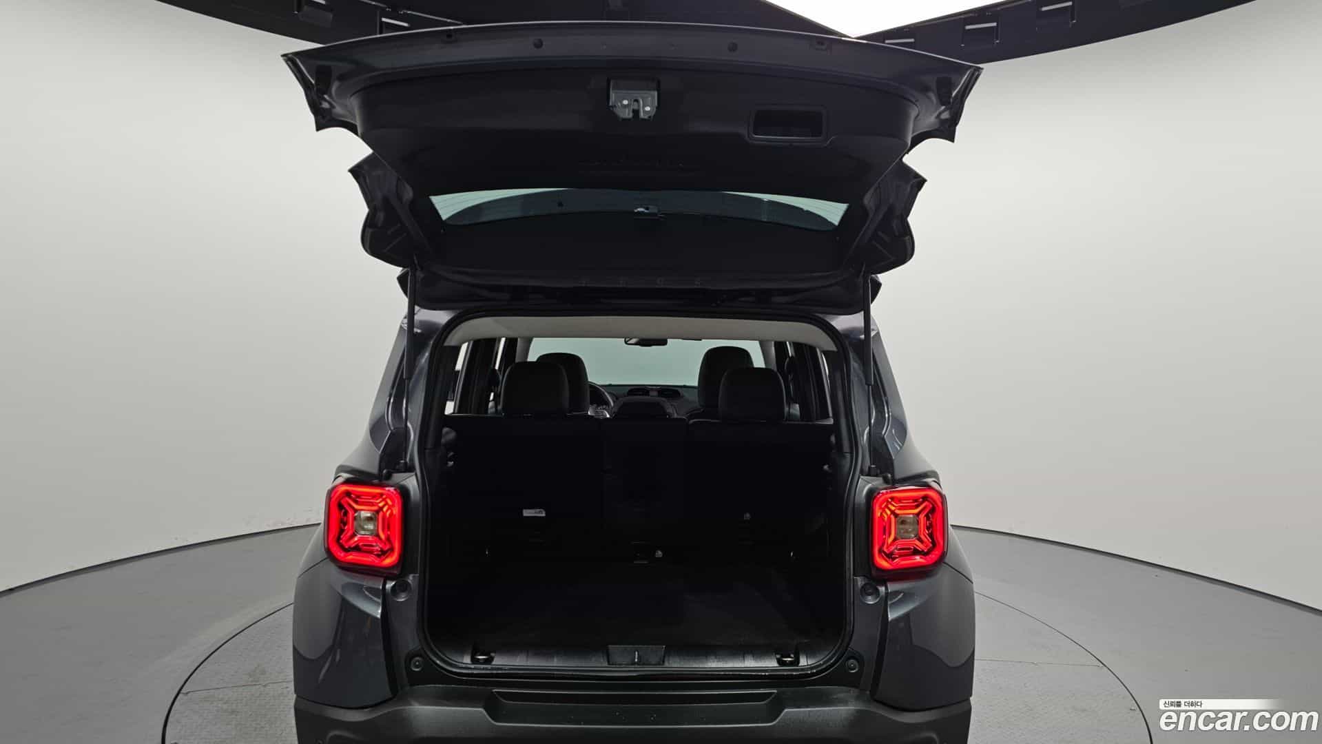 Renegade Jeep 2023.11-OPTION-024