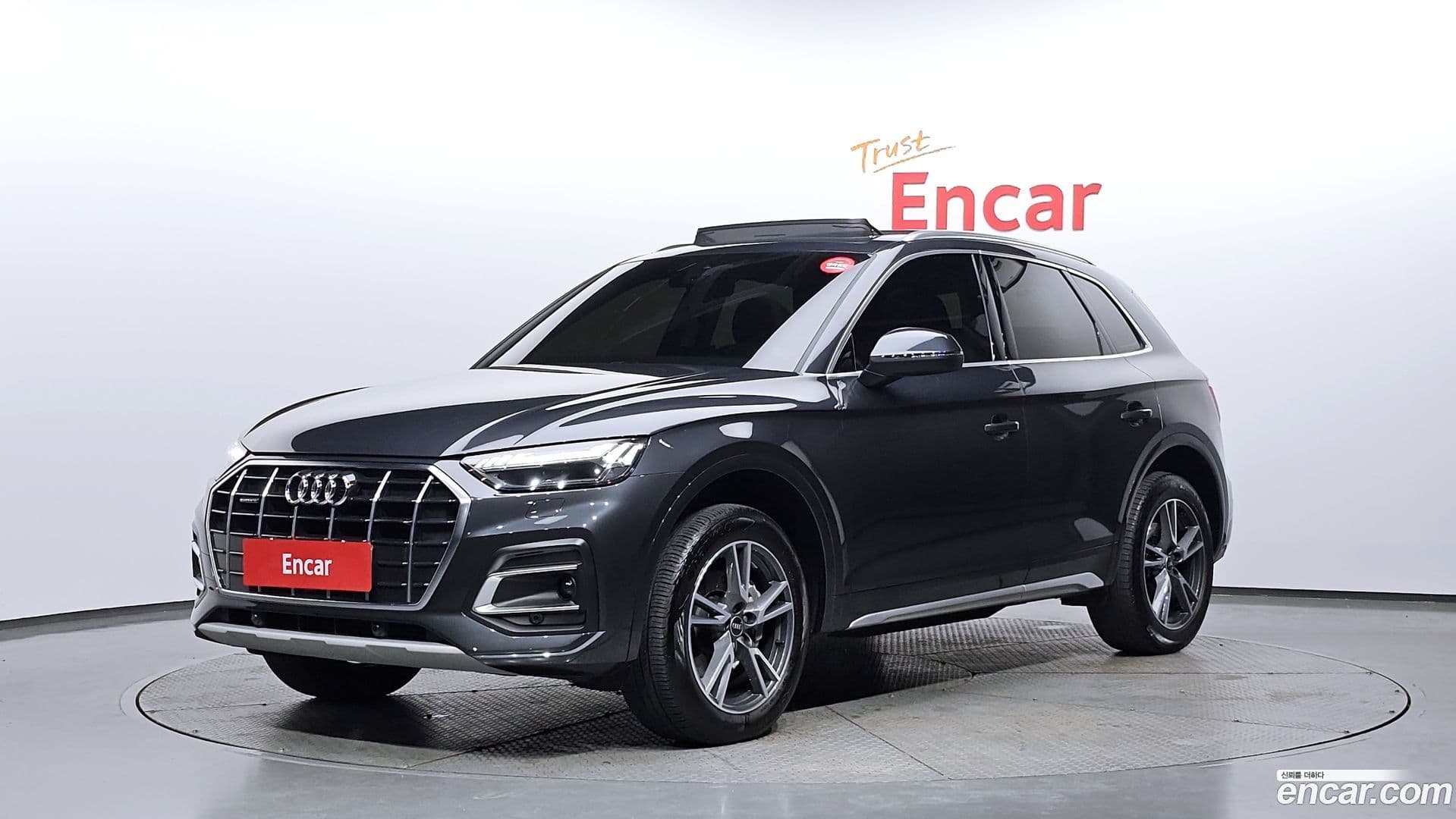 Main__Slider__Photo:Q5 Audi 2022.2-0
