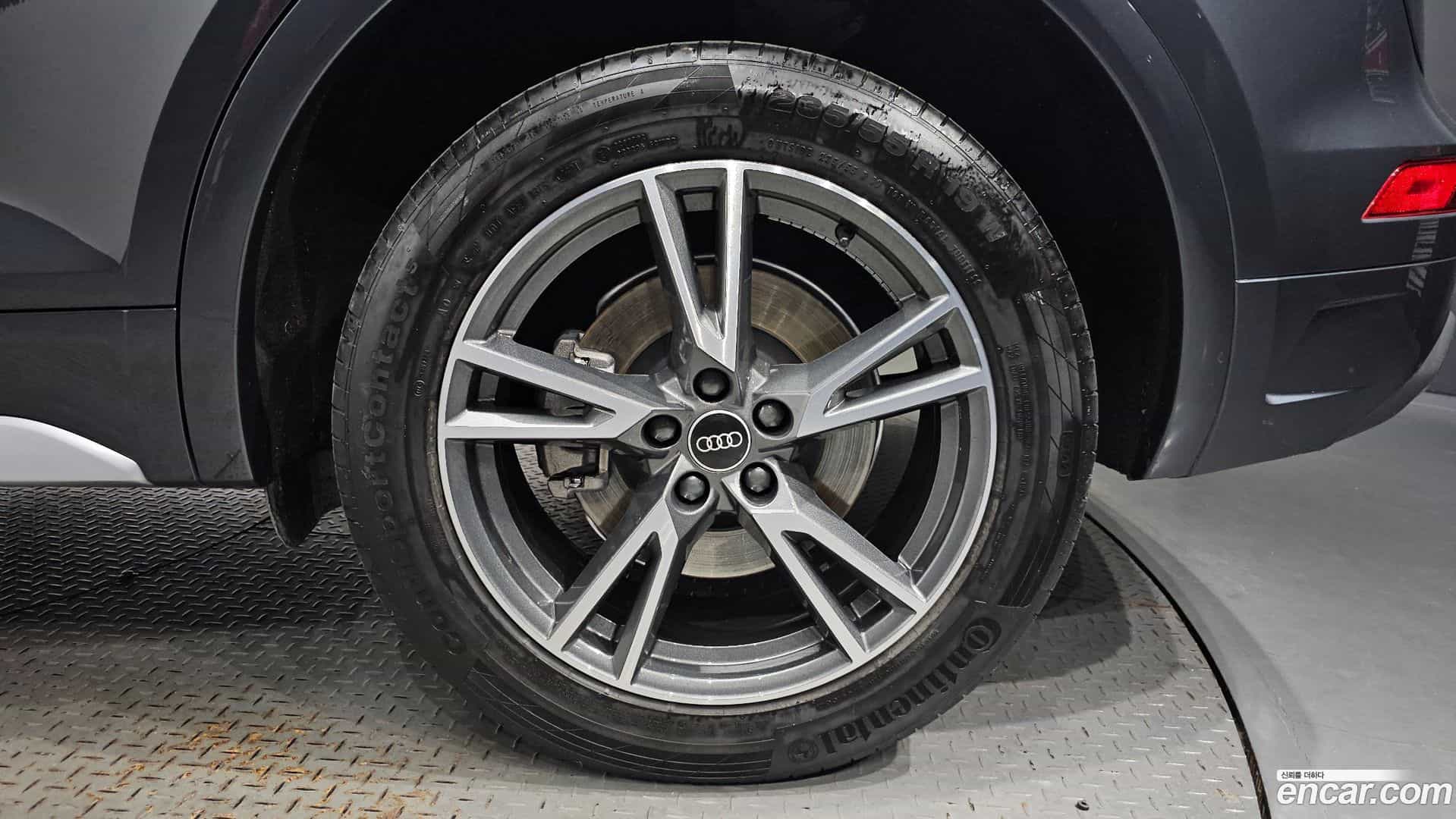 Q5 Audi 2022.2-OUTER-005