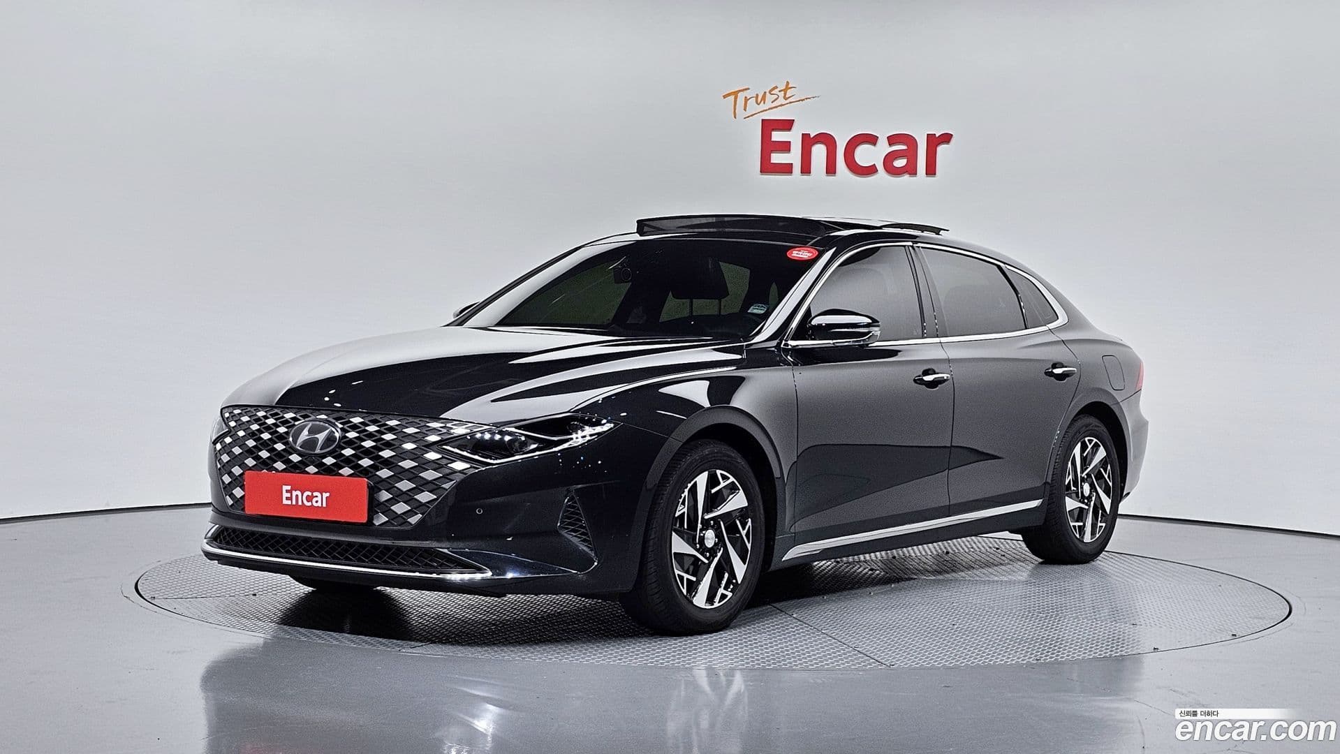 Main__Slider__Photo:Grandeur Hyundai 2022.2-0