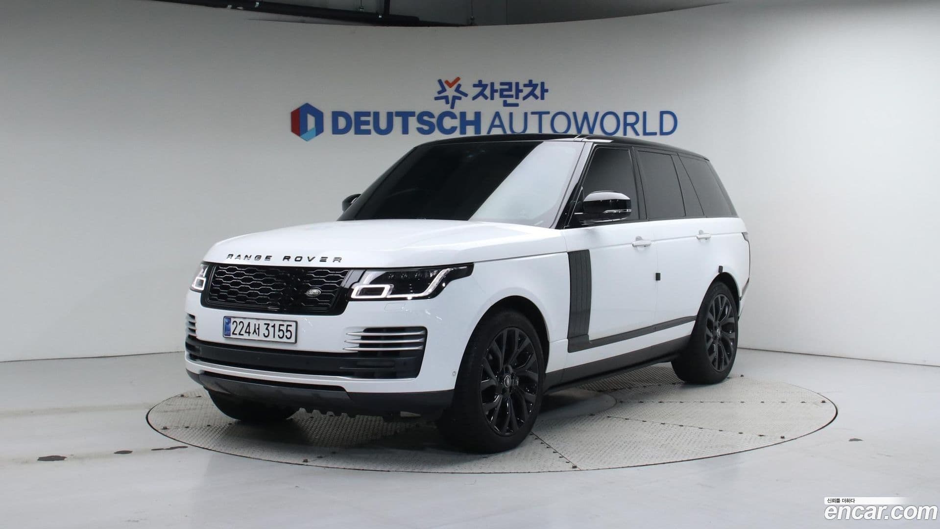 Main__Slider__Photo:Range Rover Land Rover 2022.4-0