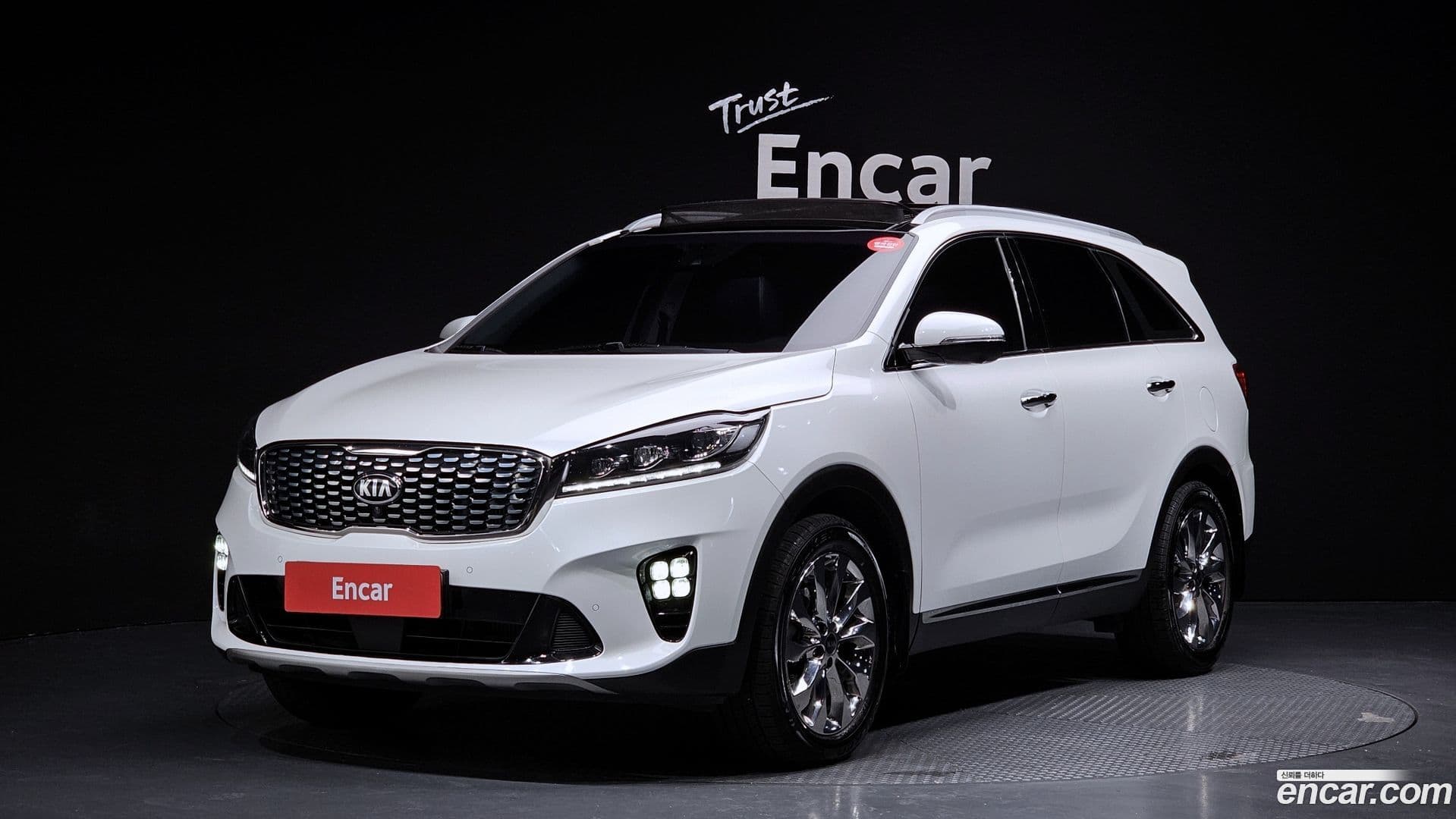 Main__Slider__Photo:Sorento Kia 2018.1-0