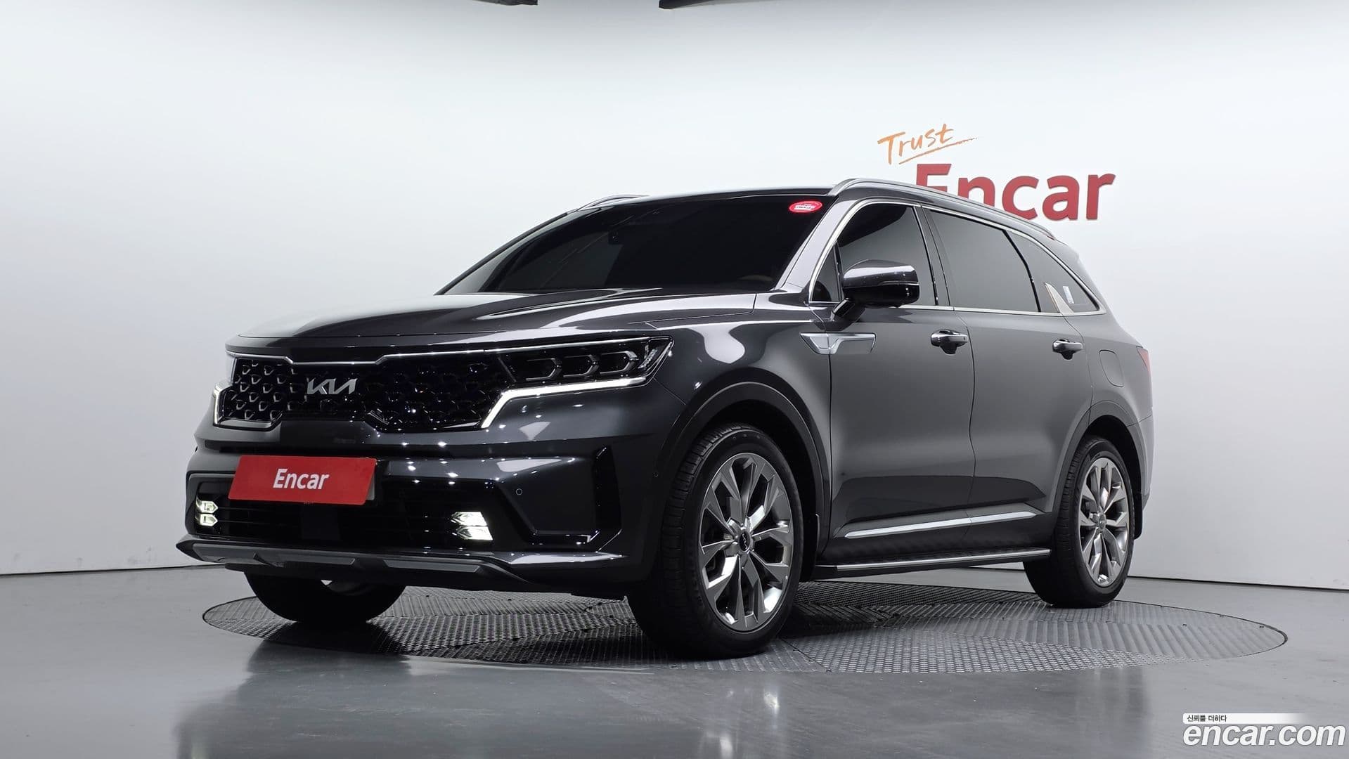 Main__Slider__Photo:Sorento Kia 2022.6-0