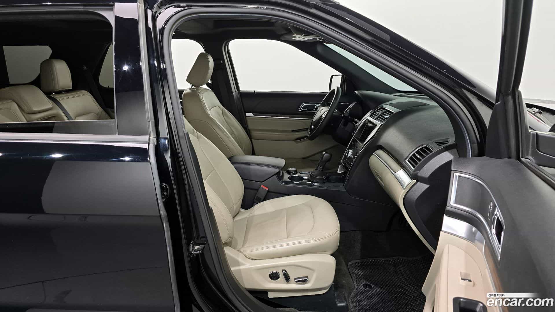 Explorer Ford 2018.8-OPTION-015