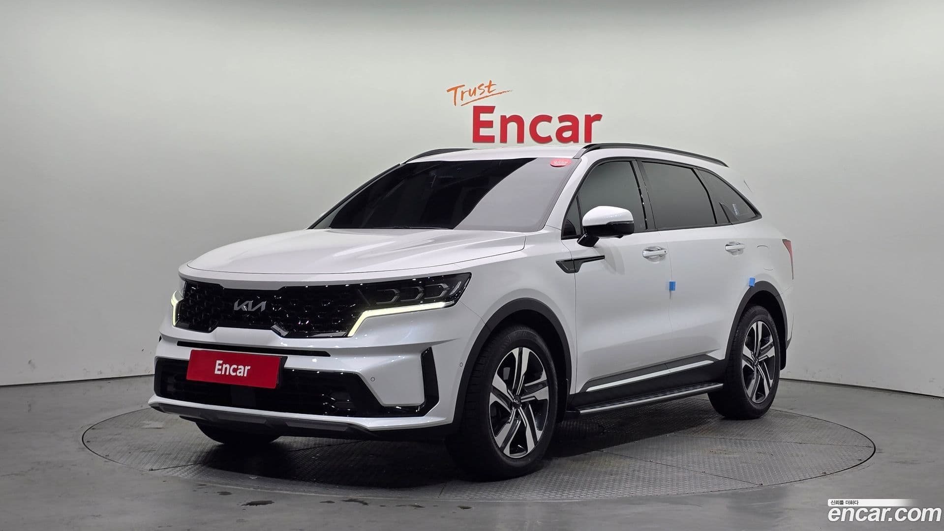 Main__Slider__Photo:Sorento Kia 2021.8-0