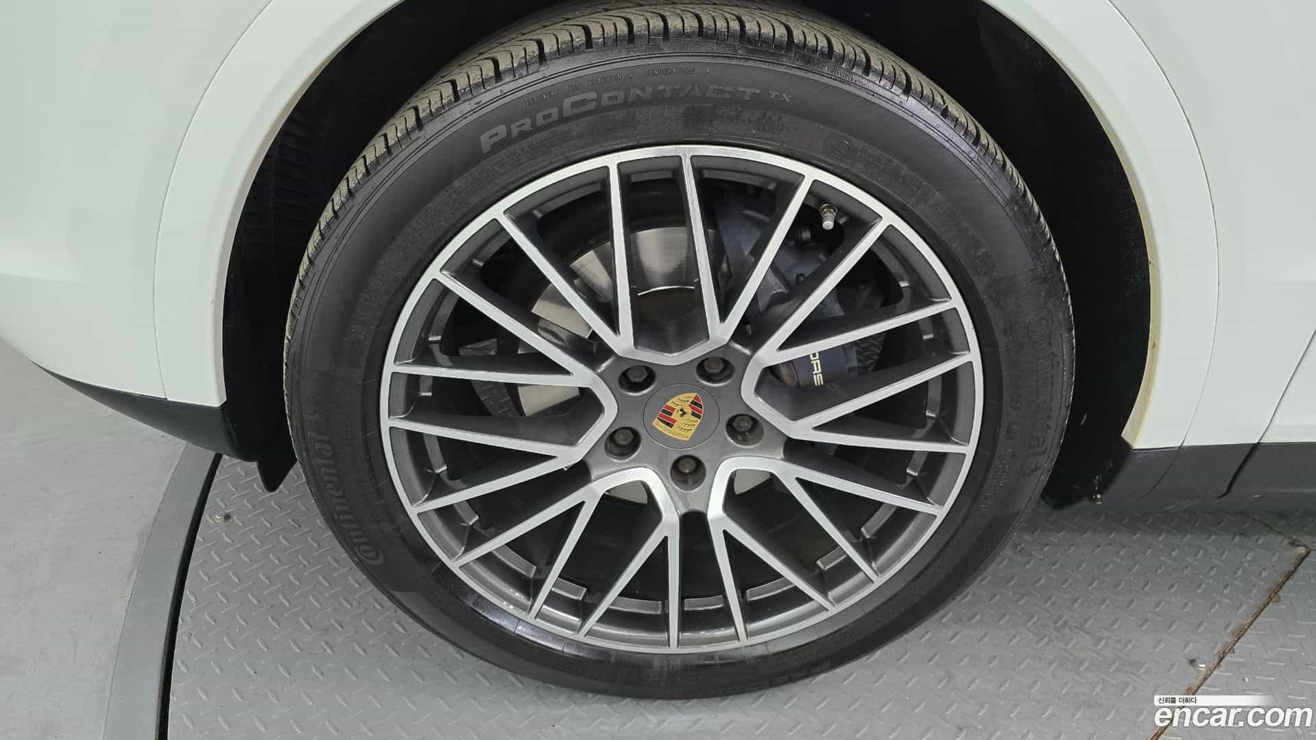 Cayenne Porsche 2022.0-OUTER-005