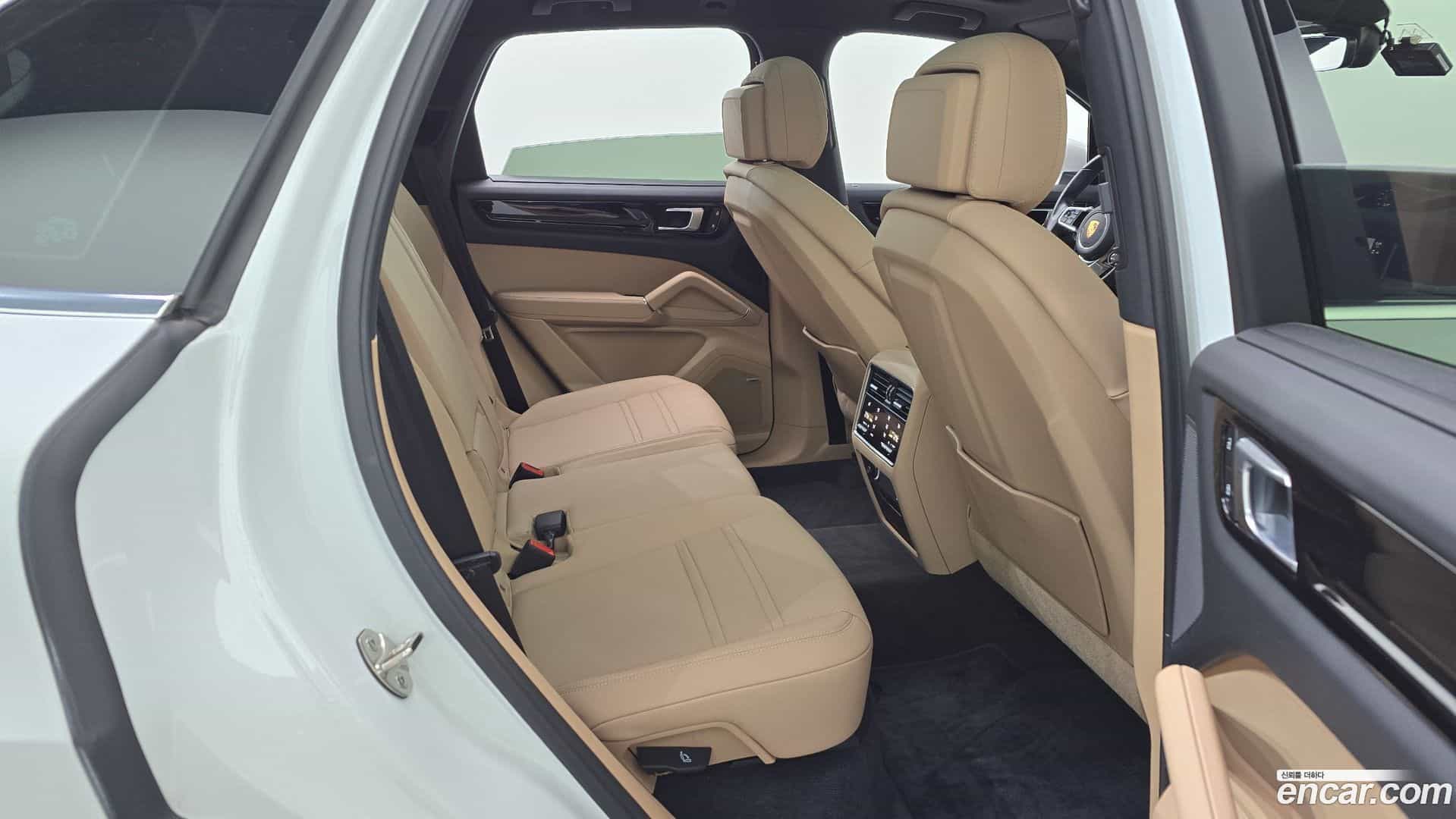 Cayenne Porsche 2022.0-OPTION-016